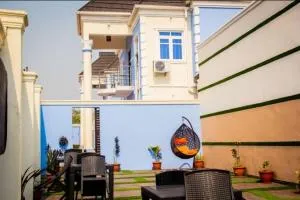 HOTEL D RITZ - Ile Oluji