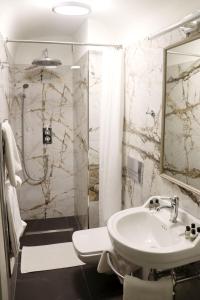 Pałac Popielów w Kurozwękach, Pokój w Pałacu - Kurozwęcki