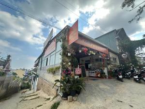 OYO 1228 Gia Hoang Homestay