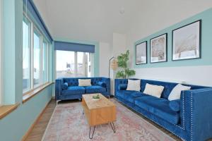 Cliff Top Cottage with Sea Views