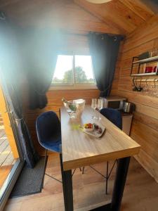 La Cabane dans les Arbres - Les Pieds dans le Pré