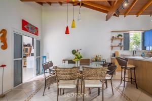 Casa 4Q c churrasq. 100m da praia JAT0355