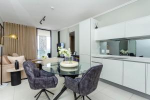 Ellipse Waterfall on Magwa cres