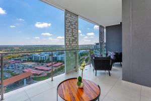 Ellipse Waterfall on Magwa cres