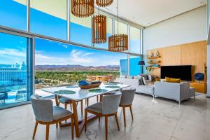 Ocean Vista Oasis at Maritima Playa