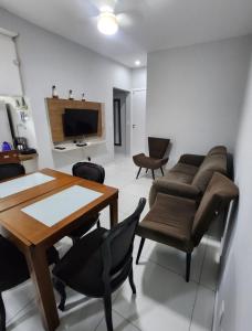 4- Varam, piscina, CHURRASQUEIRA, próximo à praia