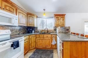 Mtn-View Pocatello Home Near Town and Trails
