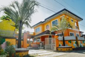 Simala Beach House Beachfront 4BR Retreat by the Sea - Mocpoc Sur