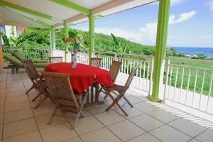 LA VUE DOMINANTE /TARTANE - Тартан