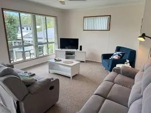 Holiday Haven @ North Haven - club, river, beach - Dunbogan