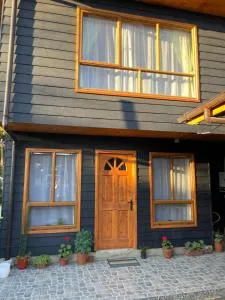 Cabaña 300 mts. del centro - Pullingue