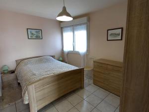 Appartement rénové 1 chambre au bord de mer avec garage - FR-1-323-32