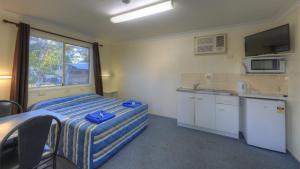 Barcaldine Caravan Park