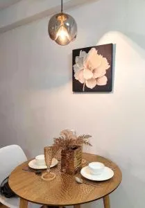 The Arezzo Haven - Sasabayou