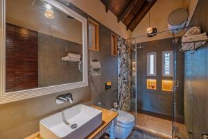 SaffronStays Tudor San Ann - 5BR Candolim villa with infinity pool, lift & sunrise-view rooms near beach