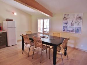 appartement T3 dans propriété de 5000m2 avec piscine