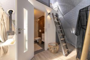 Unique Escape Glamping in the Heart of Prague with Hot Tub and Vysehrad Castle View