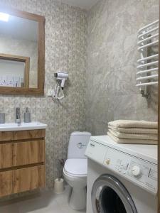 Dream town Apartaments біля залізничного вокзалу