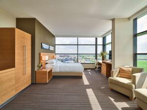 Large King Room room in Hyatt Place Amsterdam Airport