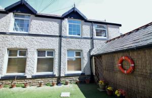 Sea Breeze Studio @ The Coach House