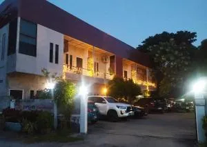 ShanyaGuesthouse ชัญญาเกสต์เฮาส์ - Nakhon Sawan