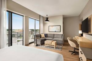 King Room with Sofa Bed and City View room in Hyatt Place Virginia Beach Oceanfront