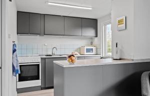 2 Bedroom Gorgeous Home In Hadsund