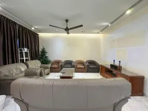 Gathering l Wedding House l 18paxTaman OUG KL - 普崇