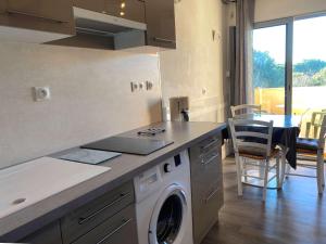 Studio lumineux avec balcon, wifi, clim, proximité parc - FR-1-553-227