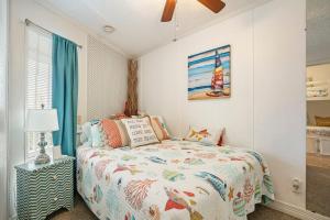 Tipsea on the seawall