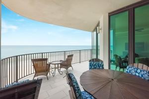 Superior Apartment with Balcony