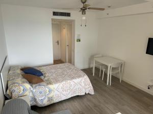 TORREMOLINOS CARIHUELA 1ª LINEA PLAYA