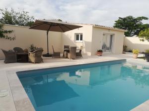 Maisons de vacances Studio NEUF avec piscine : photos des chambres