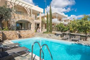 Διαμέρισμα με πισίνα στην Αρτέμιδα