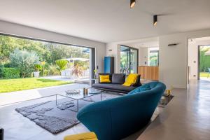 Villas Vacation villa swimming pool and petanque court ! : photos des chambres