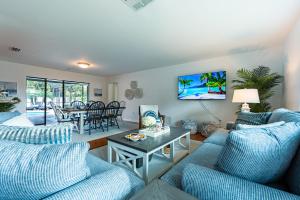 NEW! House of Palms! Private Pool Home! Short Drive to AMI