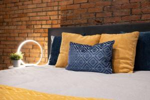 Central OTR, Lux King Bed, Fast Wifi, Fully Equipped, 50in TV, Sleeps 3ppl