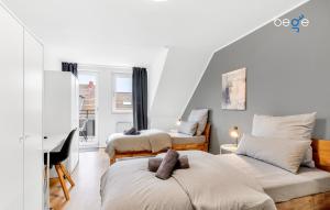 BEGE APARTMENTS: BizNest