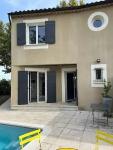 Générac Villa 110 m2, piscine - Générac