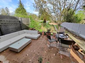 Romantic apartment with big terrace and garden view