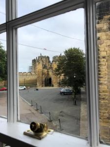 Lionsgate View - luxury apartment opposite Alnwick Castle