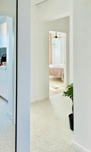 Urban Parkside Retreat Cozy 2-Bed Ap by Metro