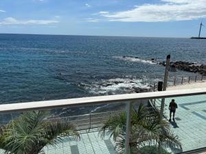 Vivienda 1ª línea mar en paseo marítimo