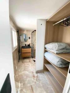 Appartements Appartement Chic au calme : photos des chambres