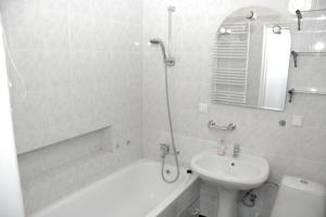 Royal Castle appartment 2 rooms and kitchen 55sqm