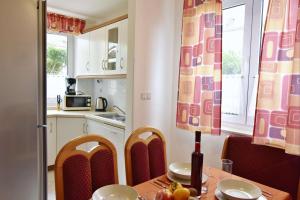 Apartments with parking space Zambratija, Umag - 22711