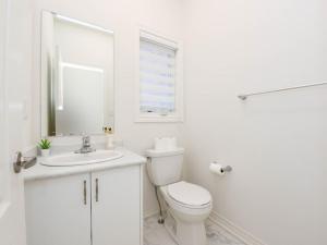 Stylish Home in Waterdown