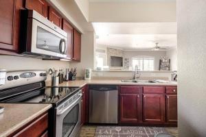 Luxe Scottsdale Condo - Ground Floor Unit!