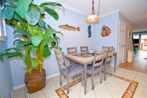 Sea Jay Townhouse 616C