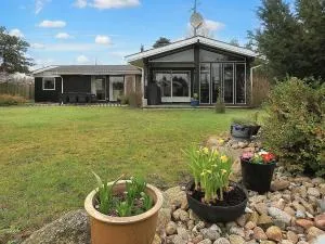 Holiday home Væggerløse XL - Rabjerg